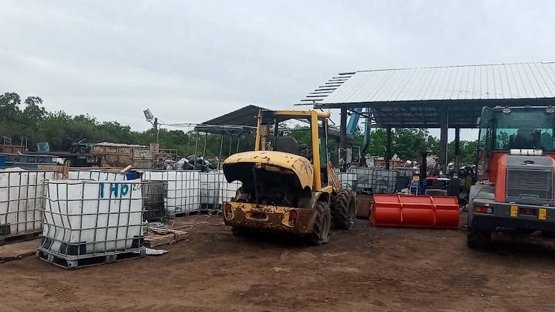 Best Metal Recycling of Manatee recycling center in Palmetto, FL - View of facility