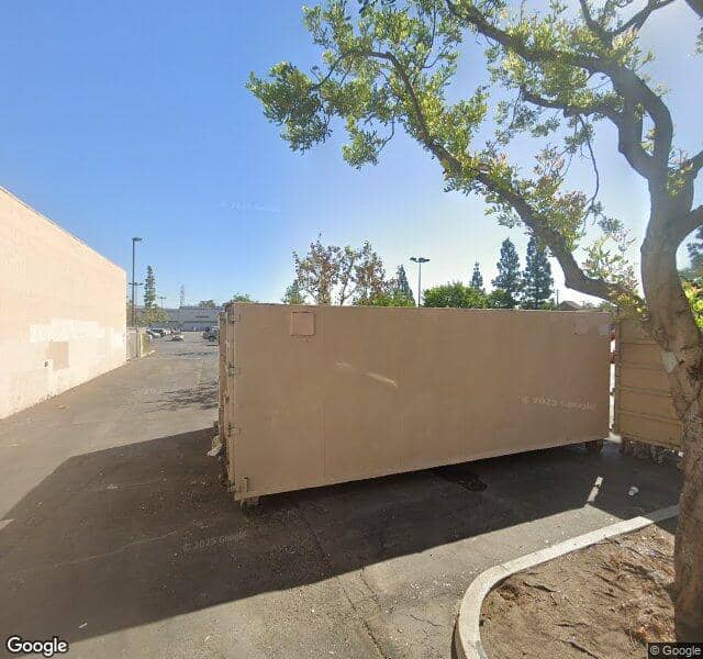 E&C Recycling ♻️ recycling center in Los Angeles, CA - Nearby facility