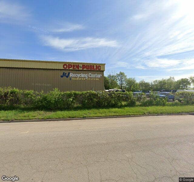 Mudek Trucking and J & J Recycling recycling center in Saint Paul, MN - View of facility